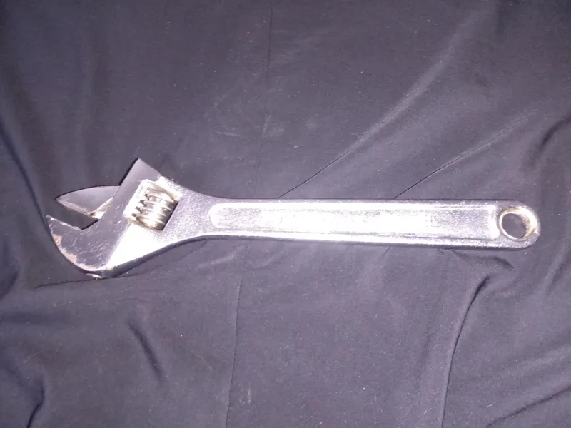 آچار فرانسه 10اینچ در حدنو