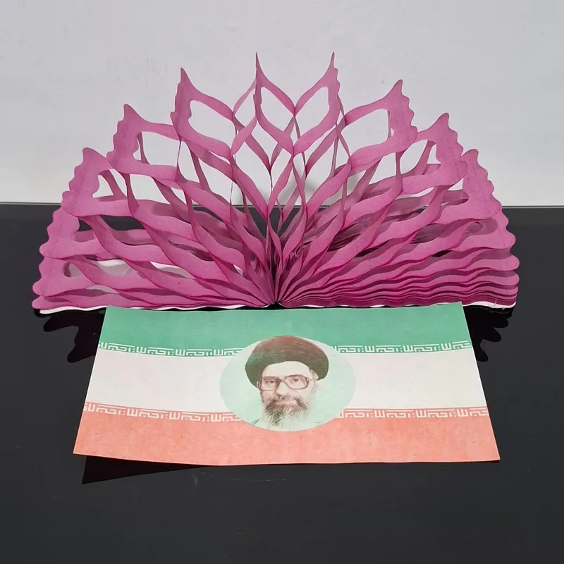 ست پرچم و کاغذ کشی رنگی نوستالژی