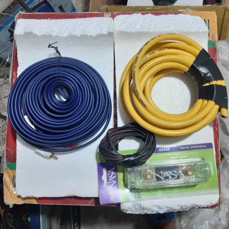 پک سیم کشی سیستم صوتی خودرو به همراه فیوز