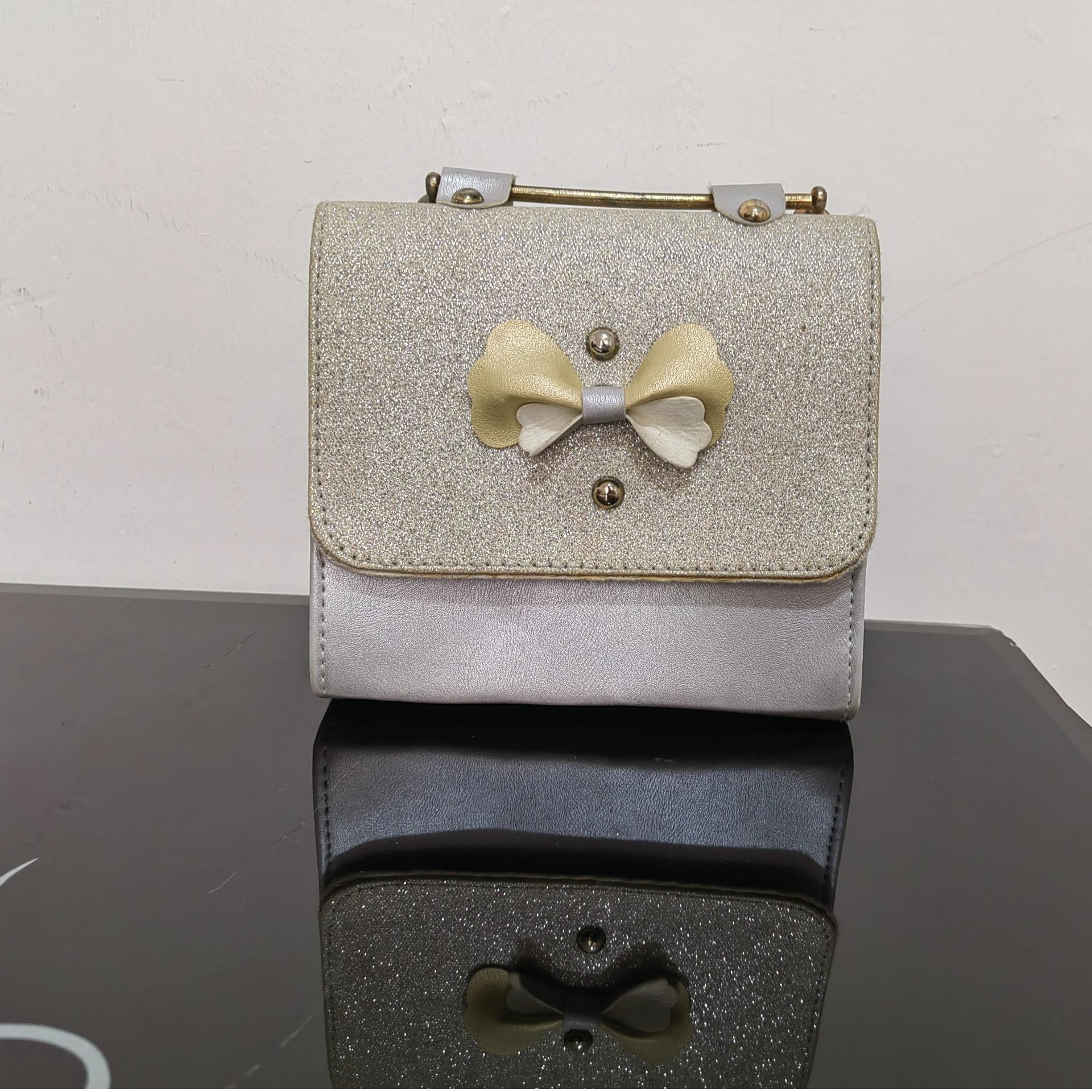 کیف کوچک دستی