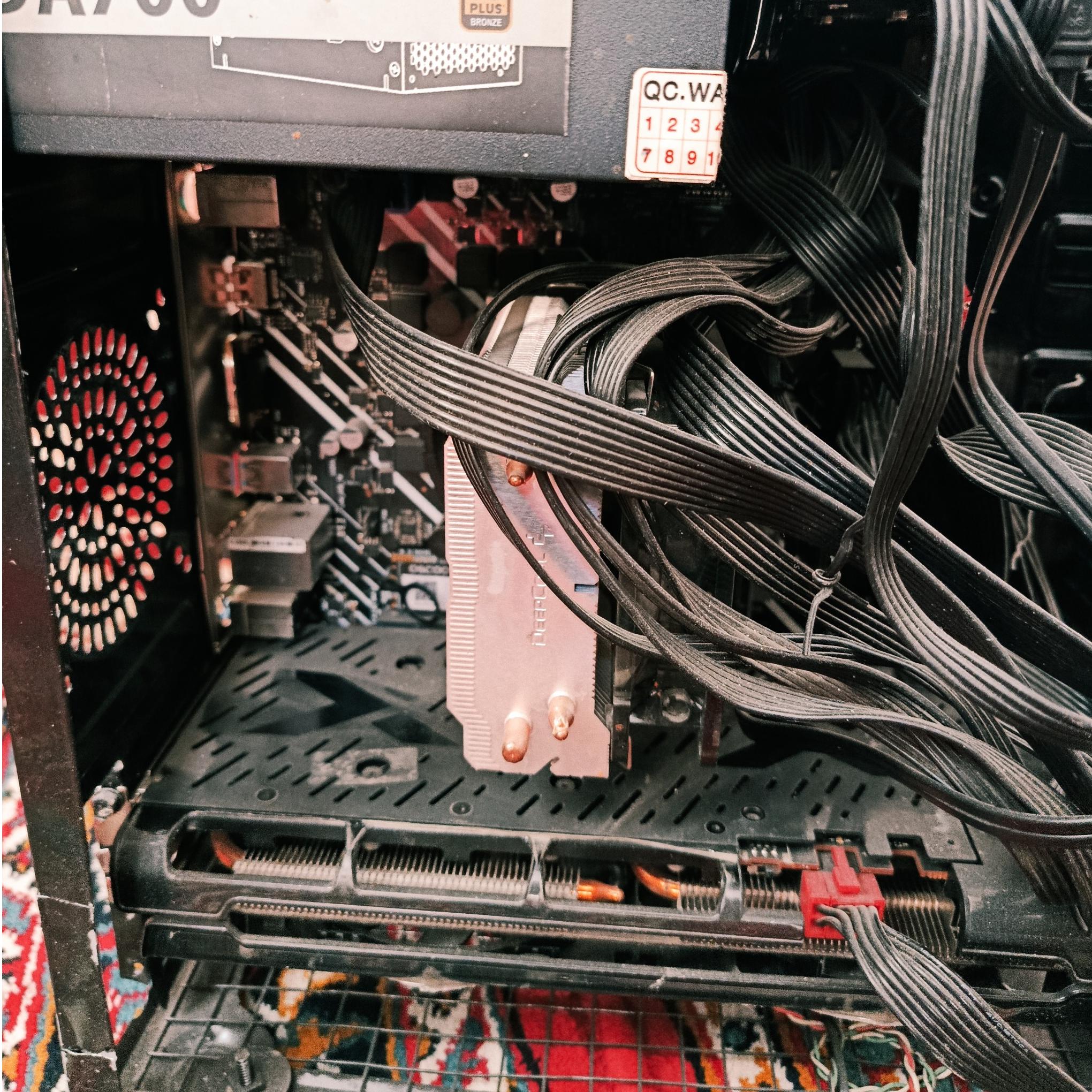 کیس کامپیوتر گیمینگ