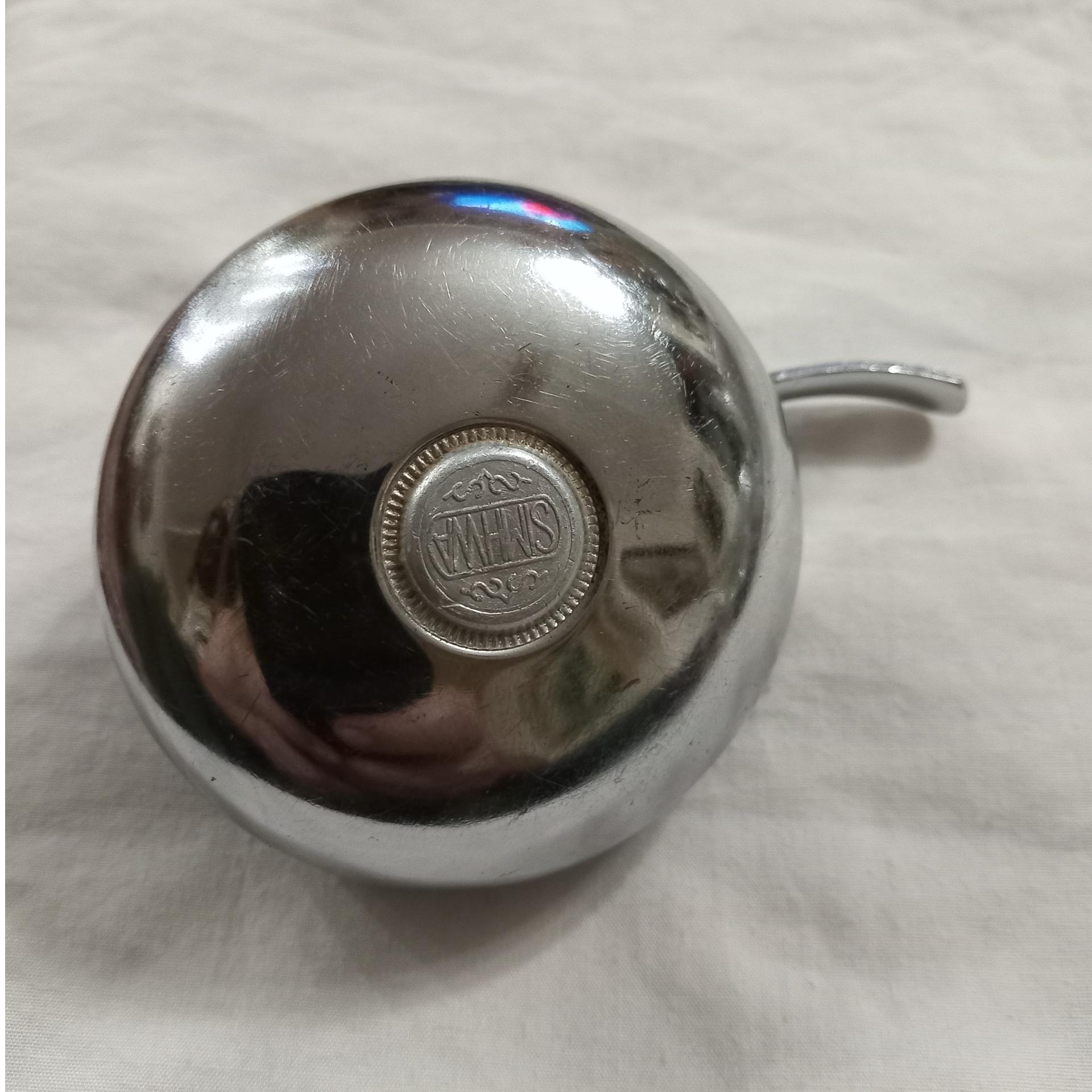 زنگ دوچرخه قدیمی