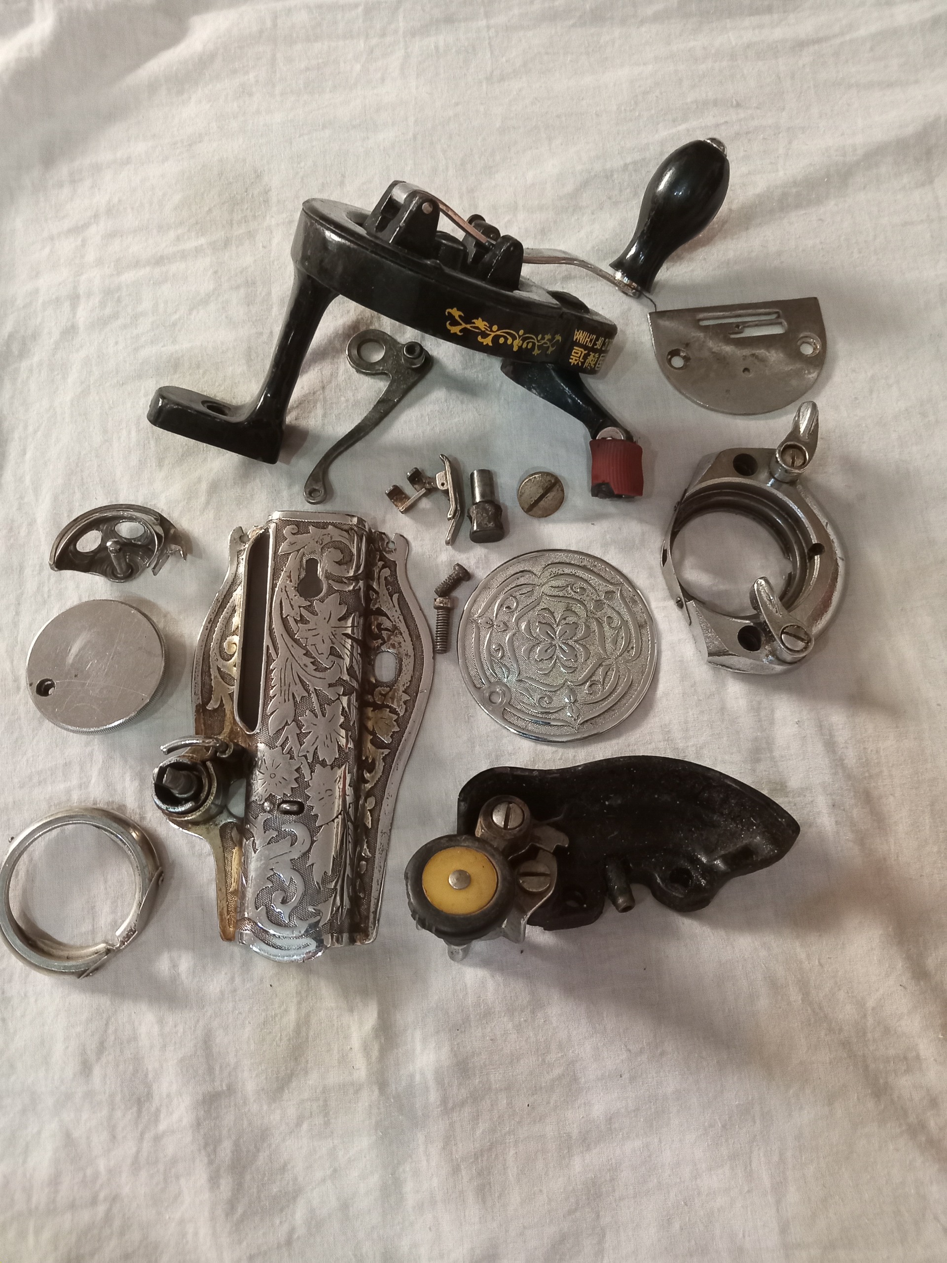 قطعات چرخ خیاطی