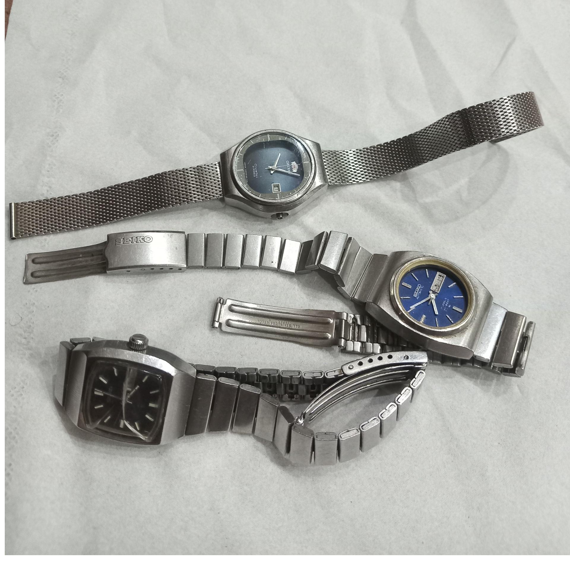 دو ساعت زنانه