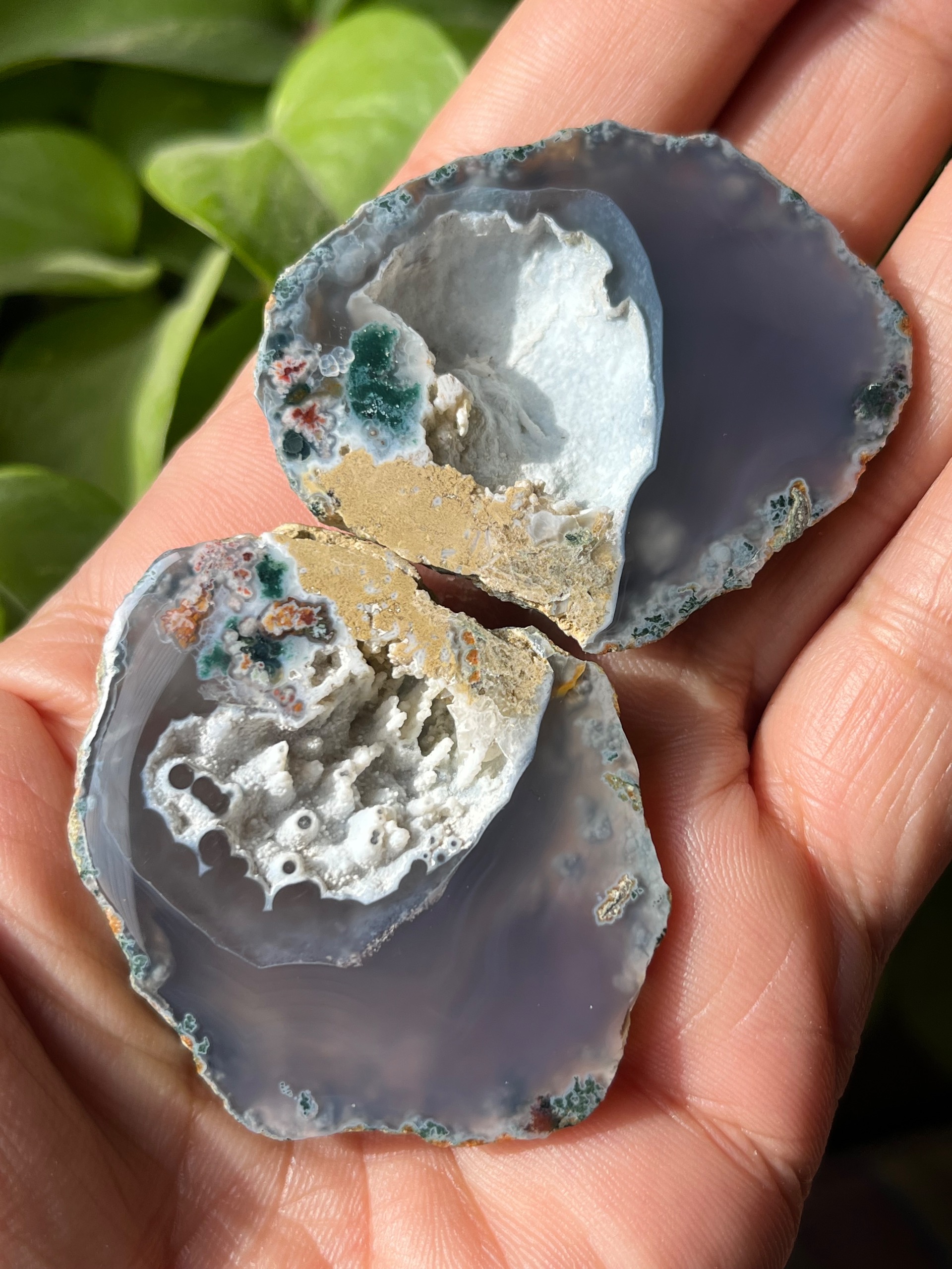 توپی عقیق بی نظیر با ژئود قندیلی کمیاب، توضیحات