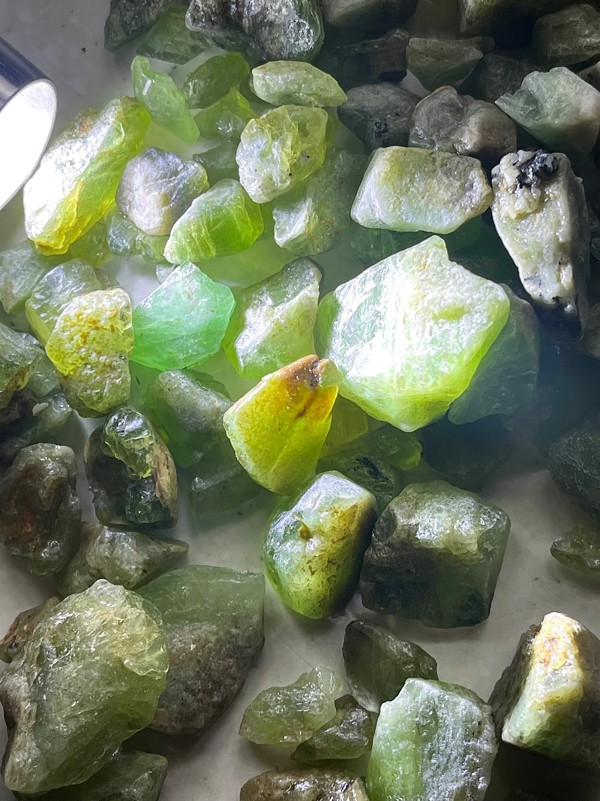 حراج بارخونه سنگ زبرجد راف افغان هزار گرم