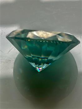 تصویر موزانایت 78 قیراط با سختی 10 کلکسیونی 