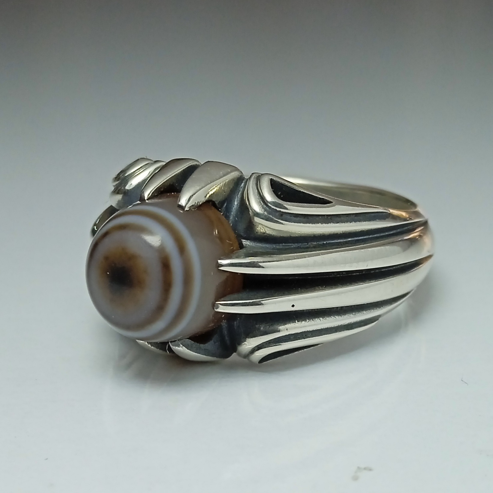 بابا قوری اصل دستساز