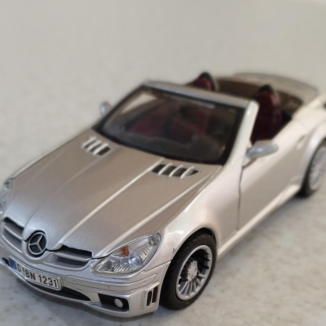 ماکت ماشین فلزی مرسدس بنز SLK کمیاب