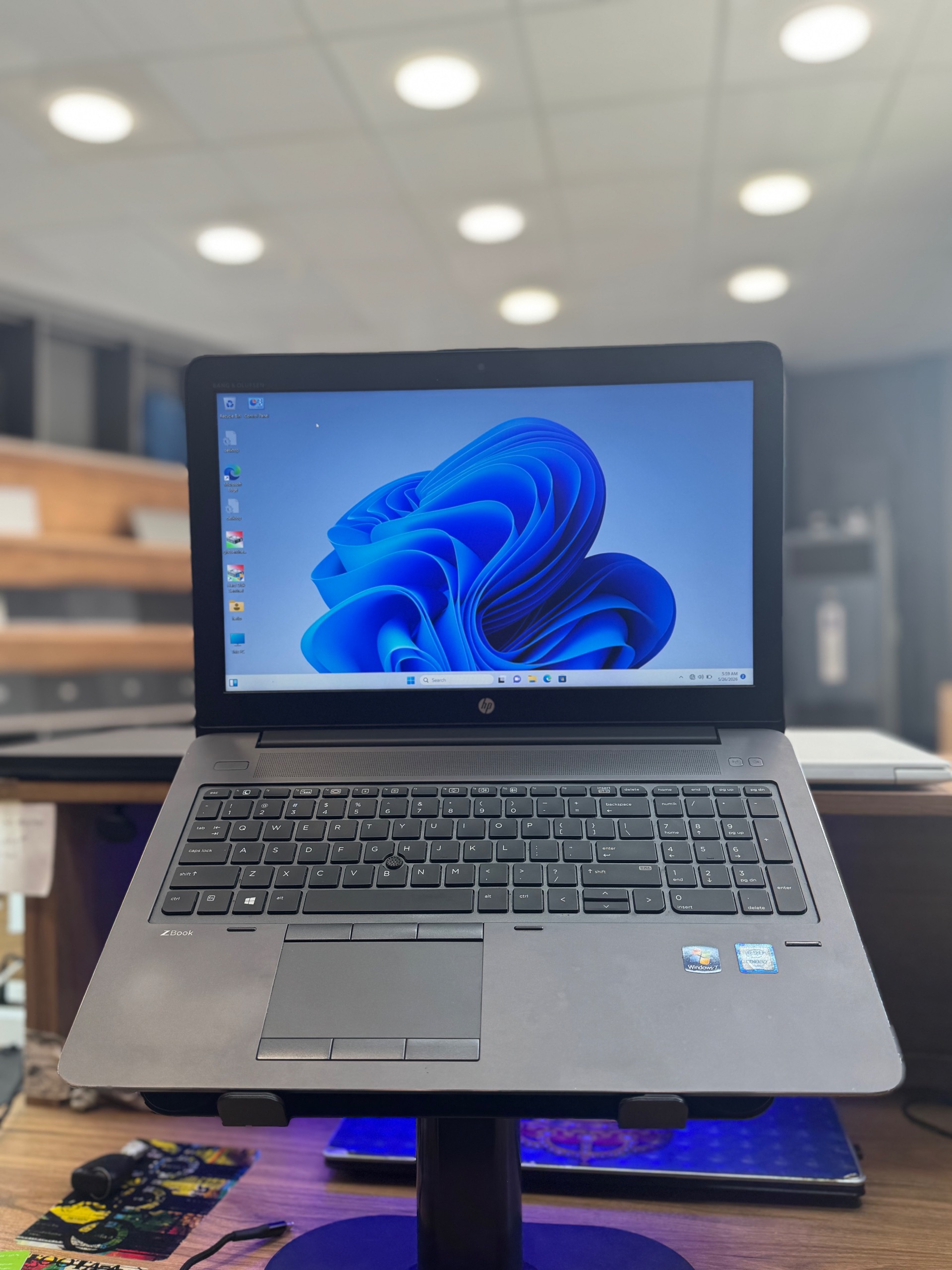 لپ تاپ گرافیک دار Hp zbook