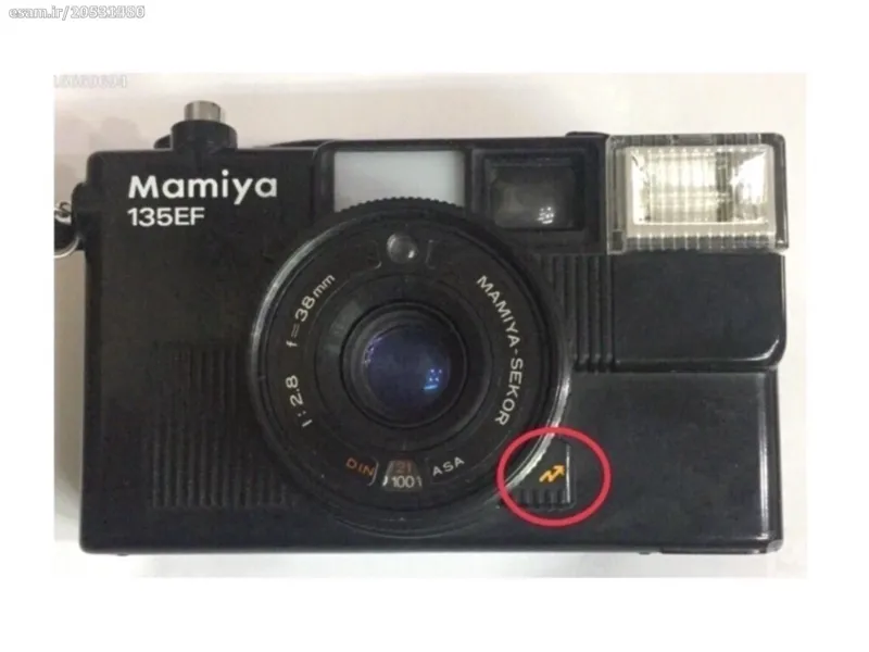 دوربین عکاسی قدیمی و کلکسیونی ژاپنی (Mamiya 135EF)