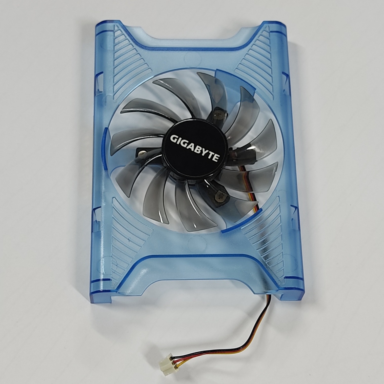 فن گرافیک گیگا 3سیم 8سانتی