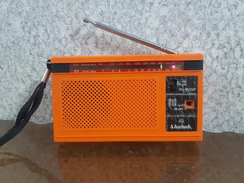 کلکسیونی رادیو شهاب نارنجی 2 موج
