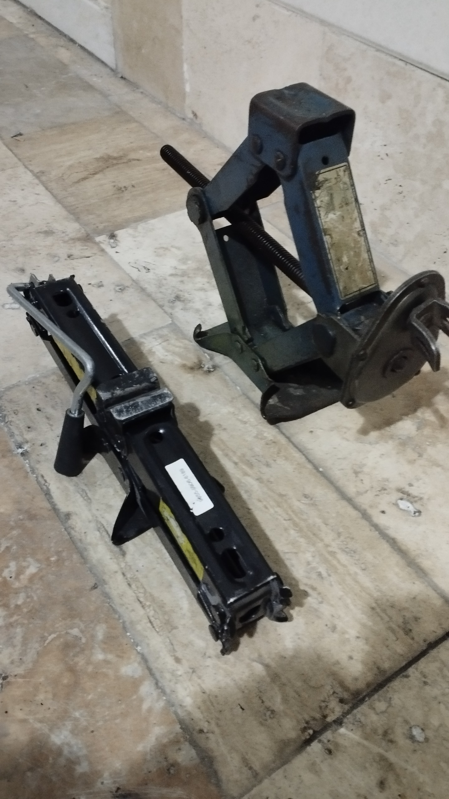 جک ماشین گیربکس دار