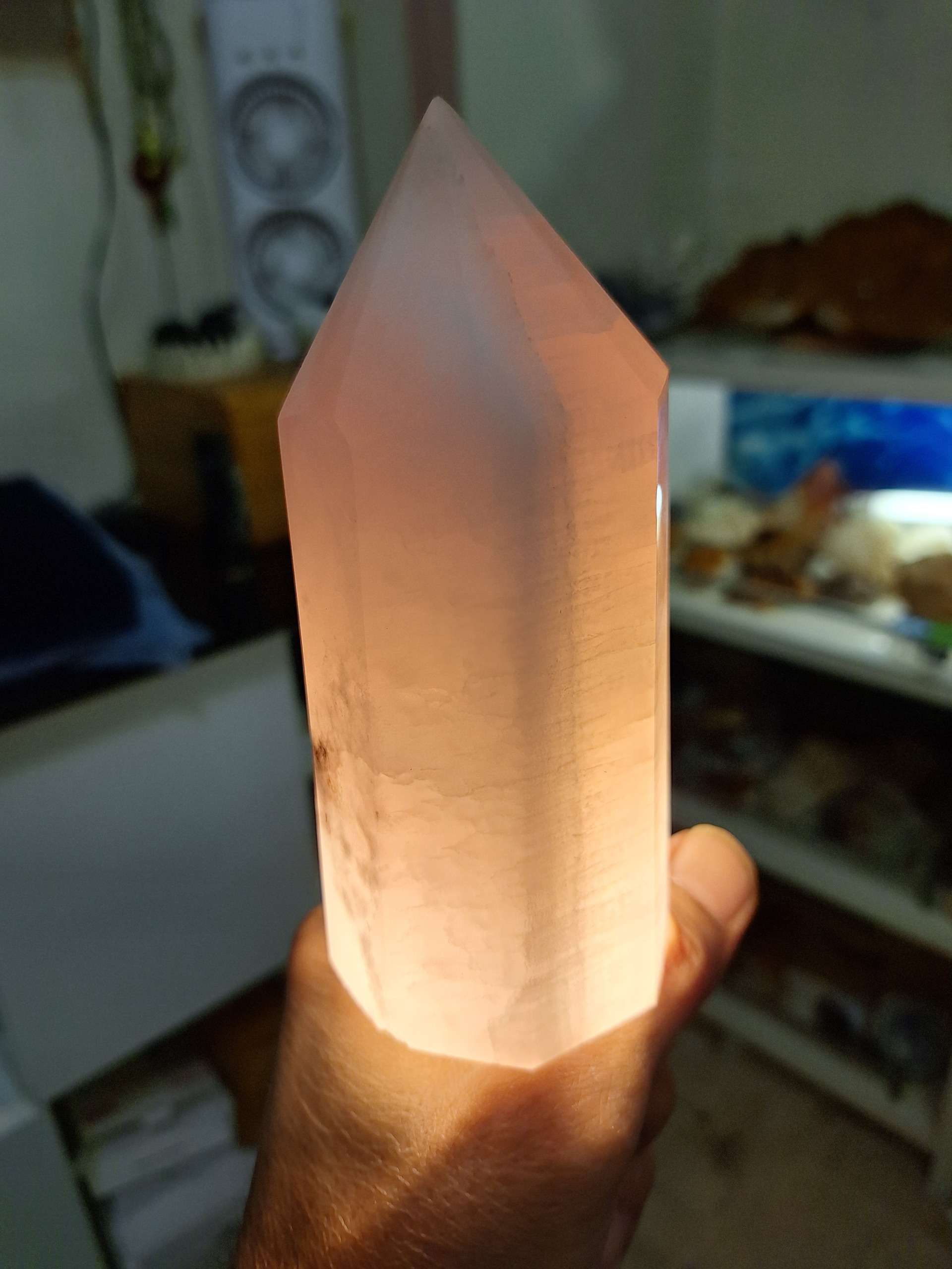 منشور غول پیکر رزکوارتز