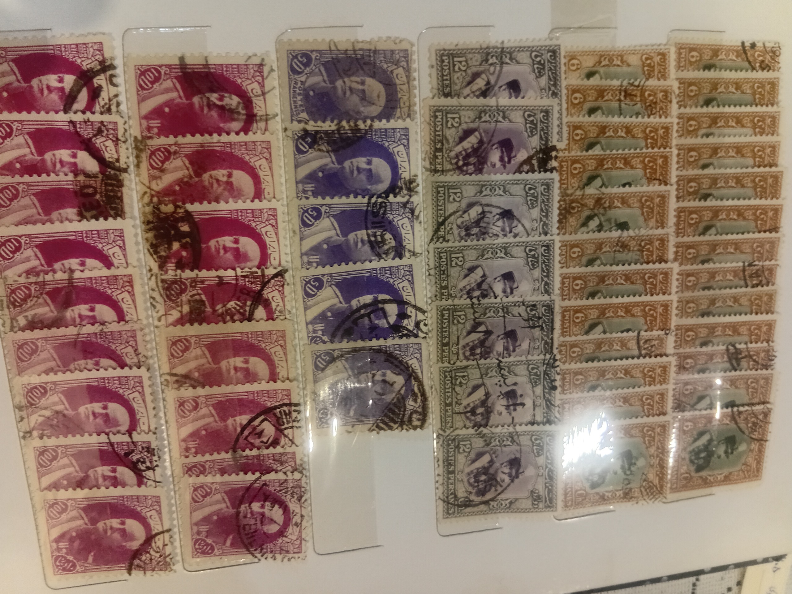 739 عدد تمبر مهر خورده رضاشاه(توضیح)