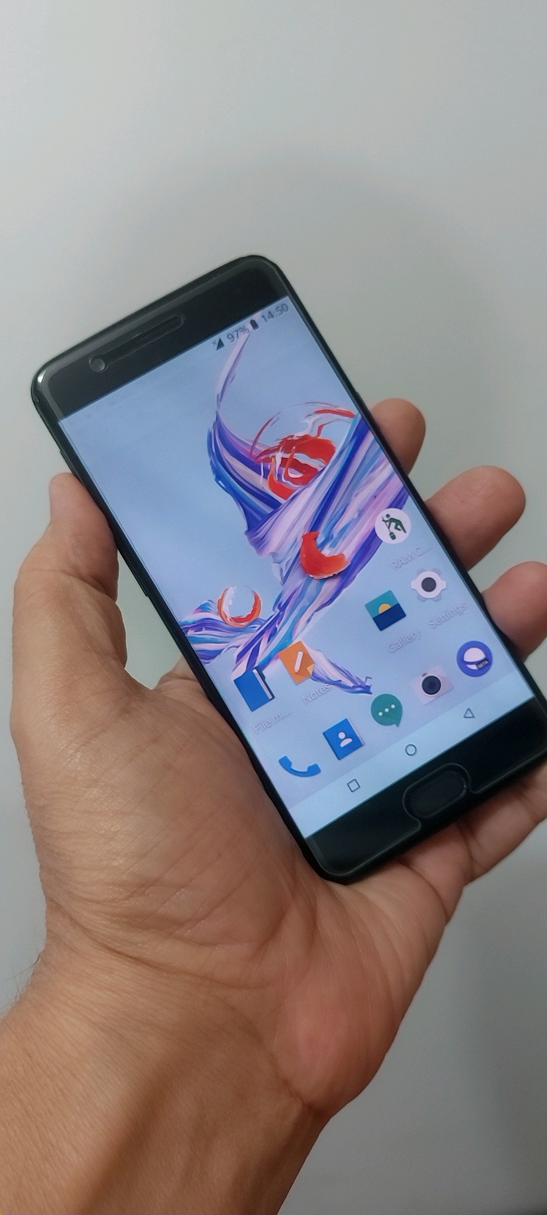   OnePlus   A5000
