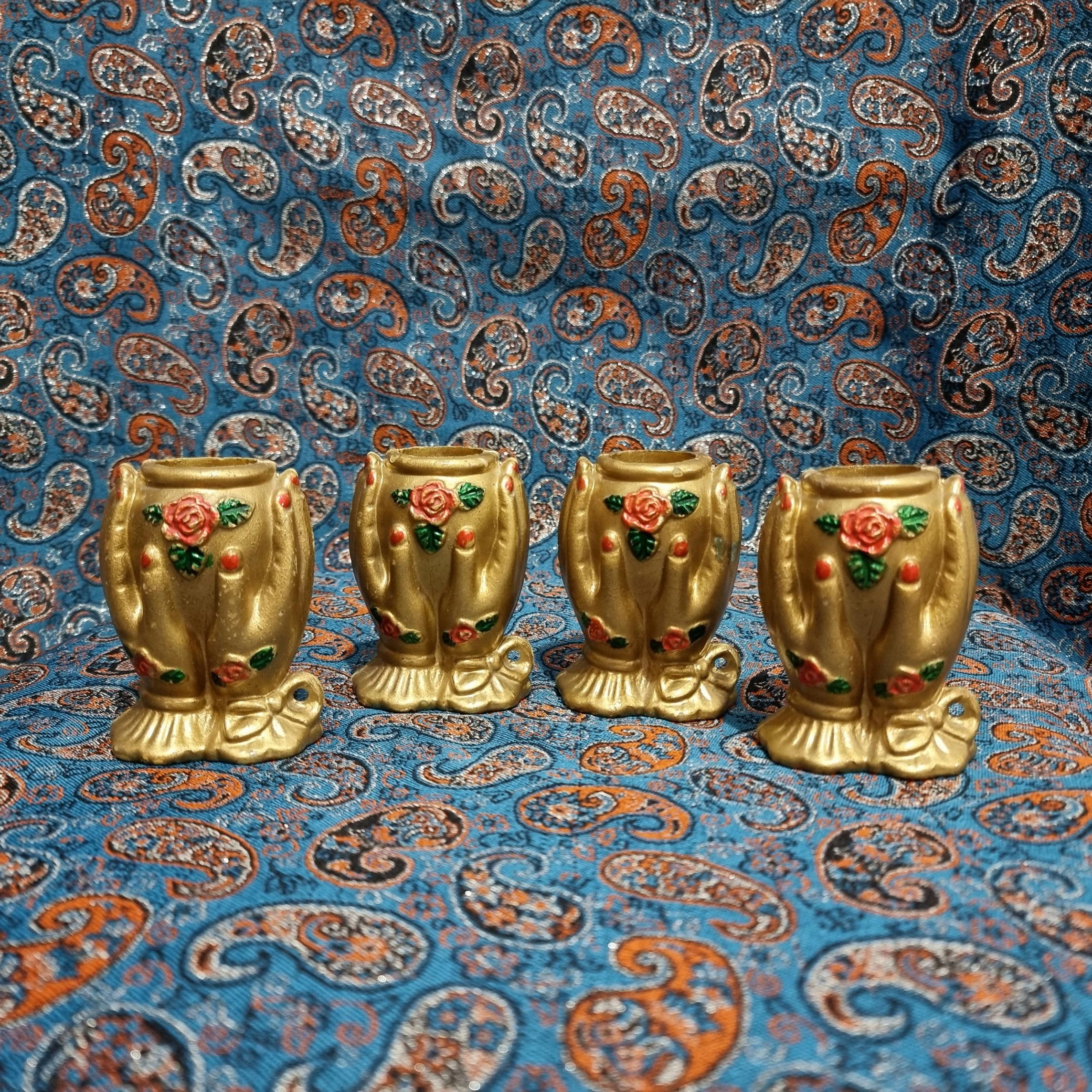 گلدان دست دلبر فسقلی قدیمی ( توضیحات )