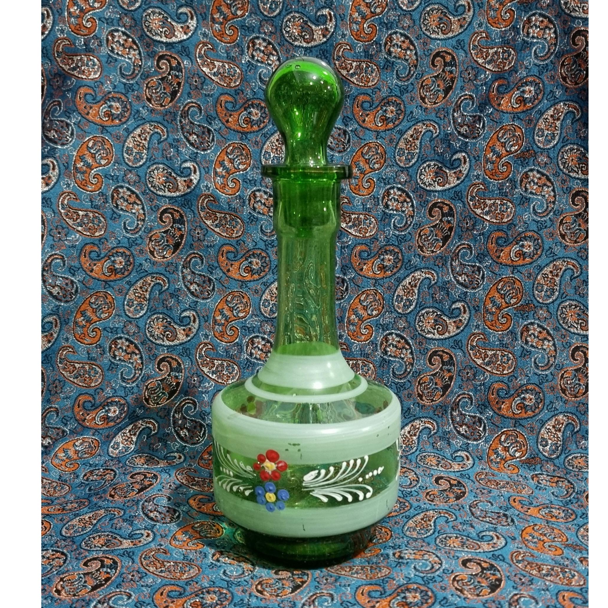 تنگ دوغ خوری گل برجسته قدیمی ( توضیحات )