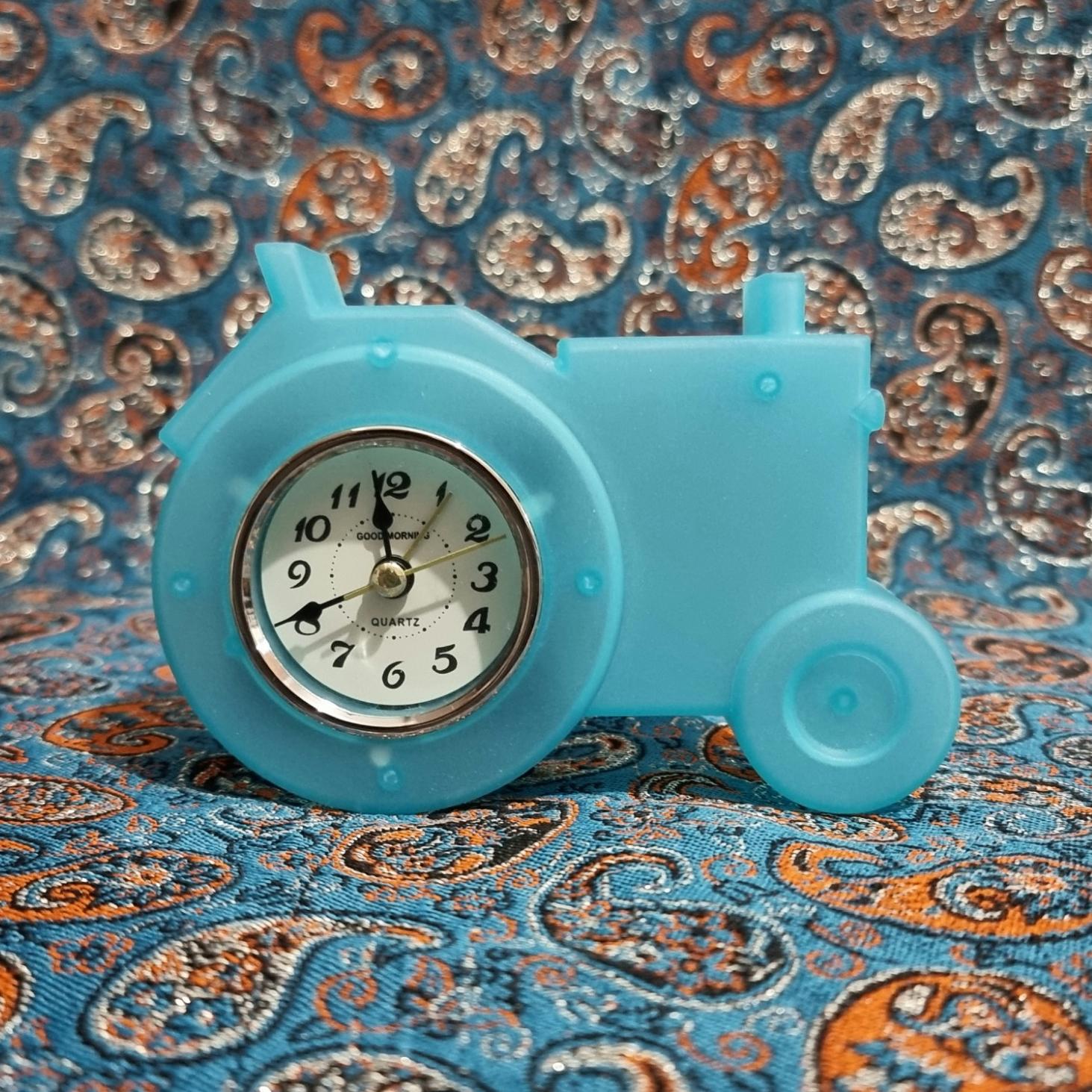 ساعت تراکتوری زنگدار قدیمی نو ( توضیحات )