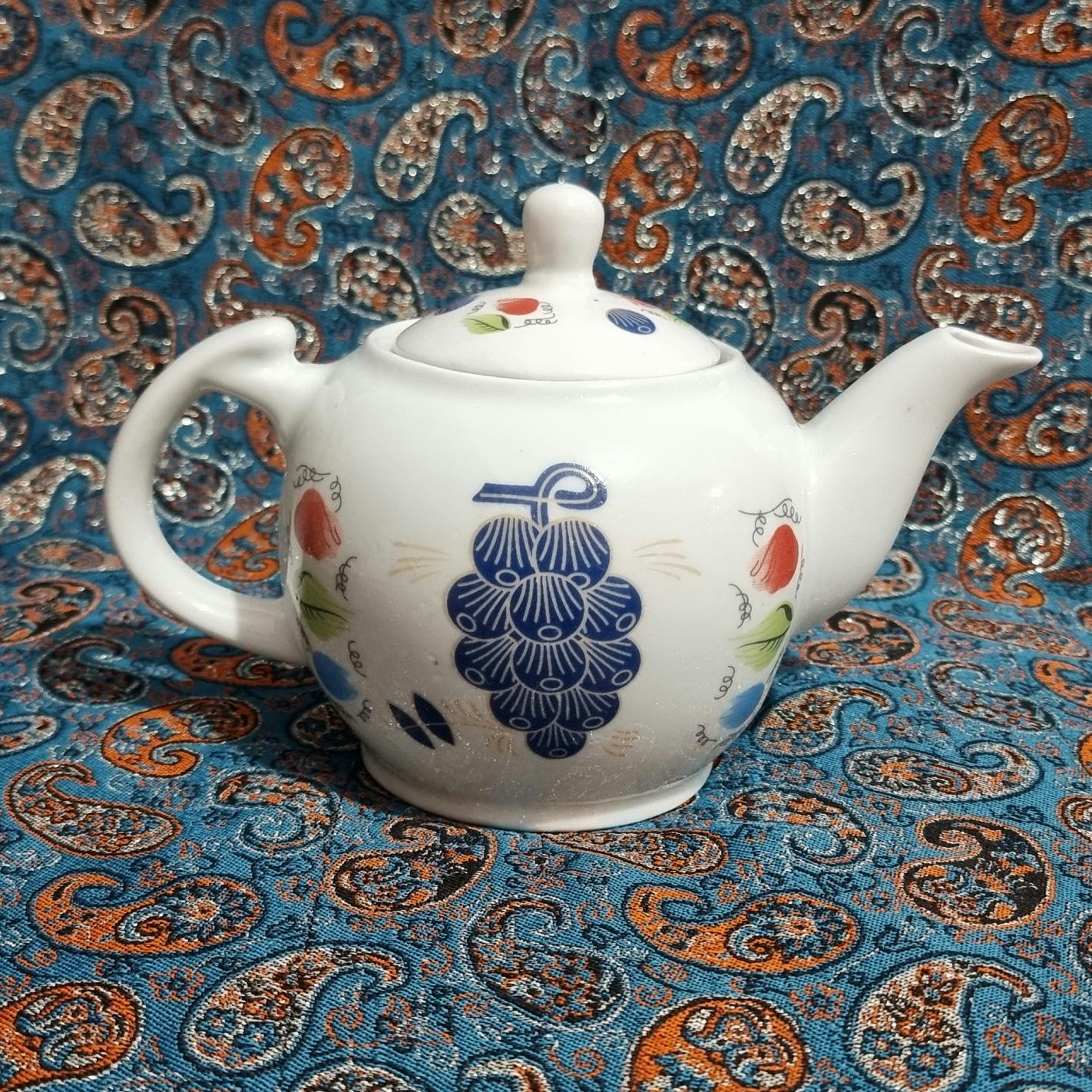 قوری انگوری ایرانی قدیمی ( توضیحات )