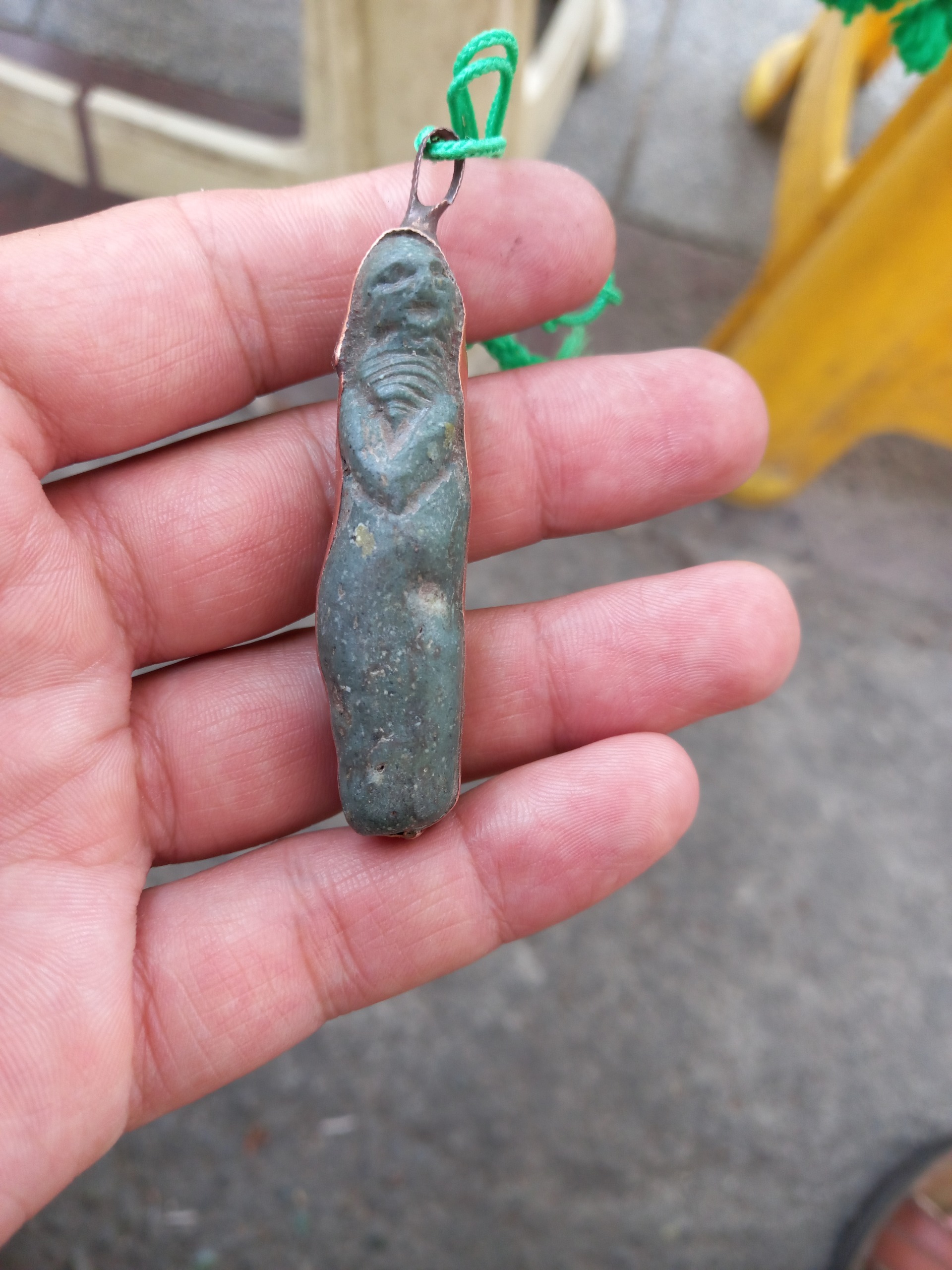 سنگ هبهاب آویزی