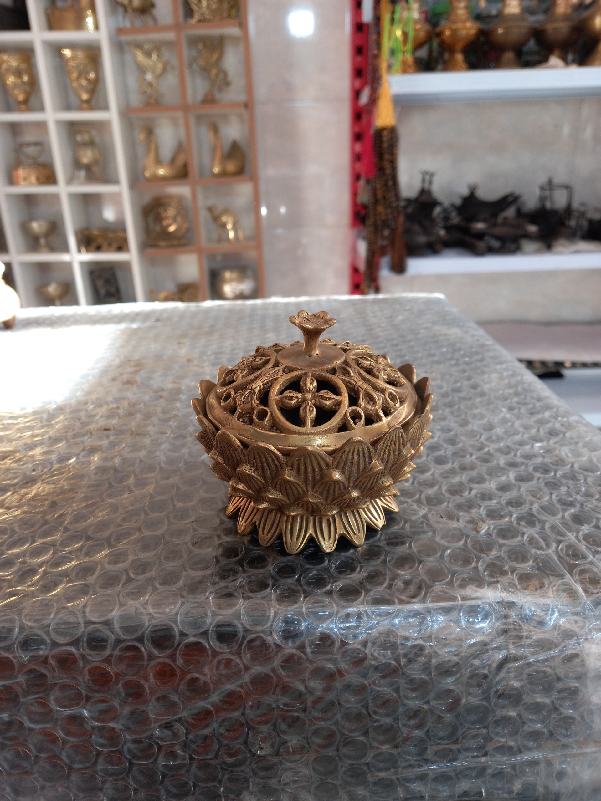 قندان برنزی مهردارزیبا