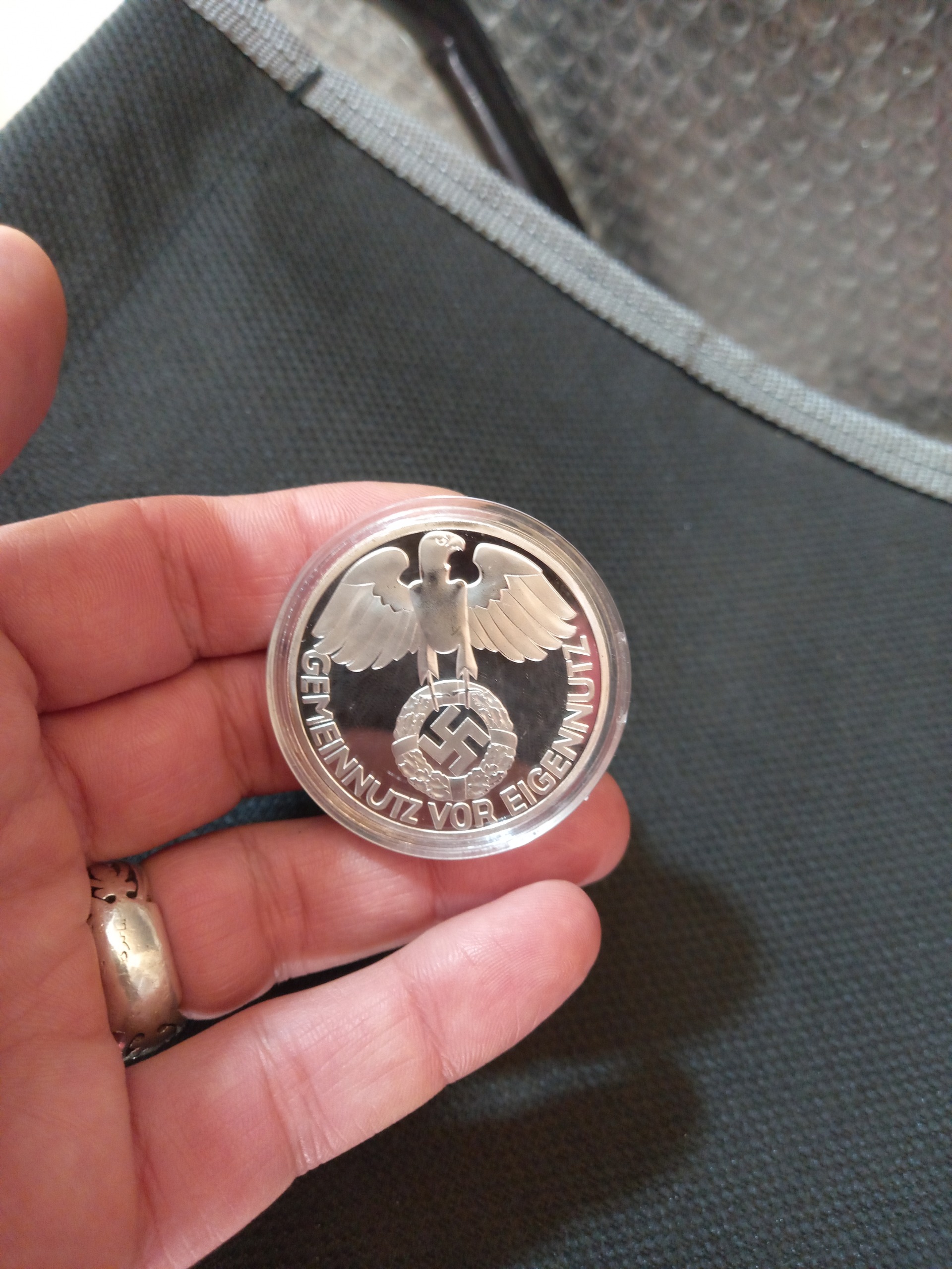 سکه یادبودی زیبای هیتلر