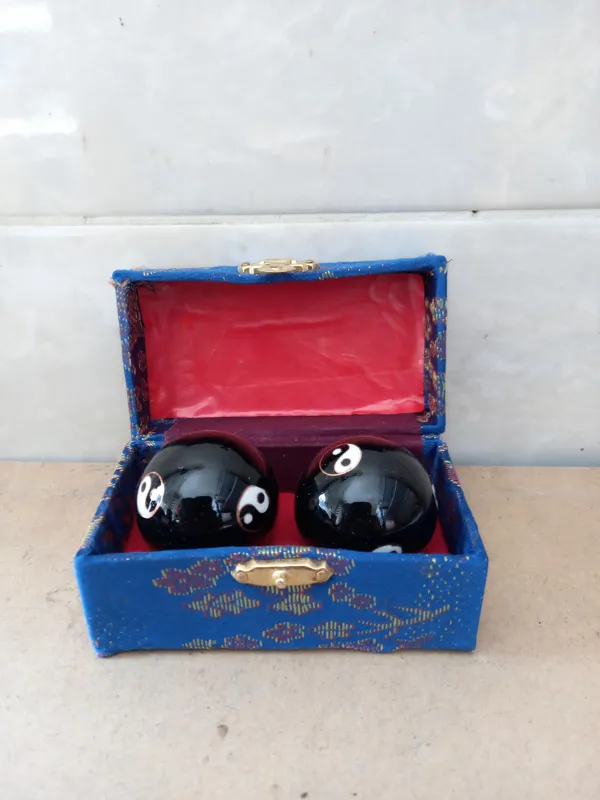 گوی ارامش فلزی رنگ مشکی