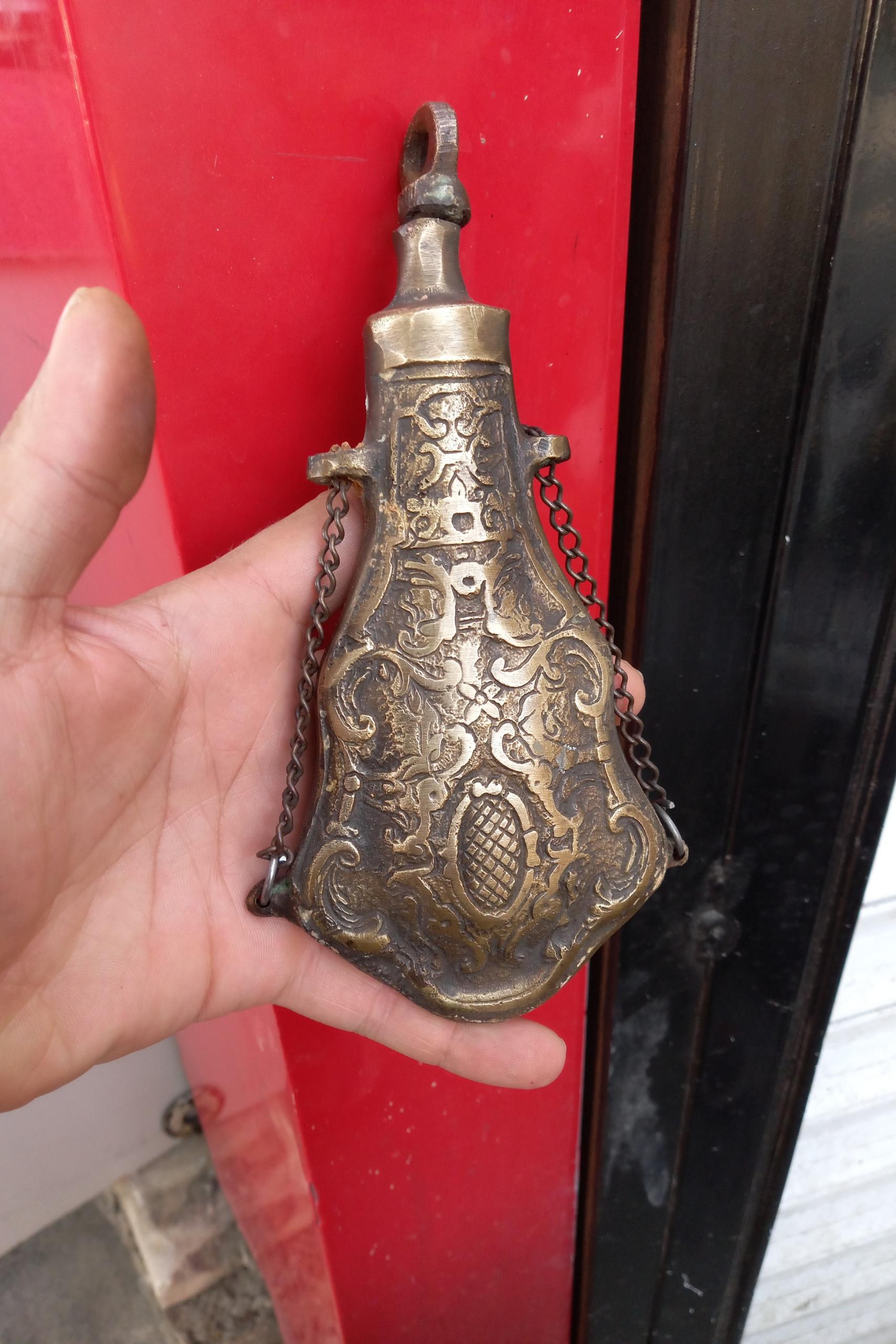 باروتدان برنجی انتیک