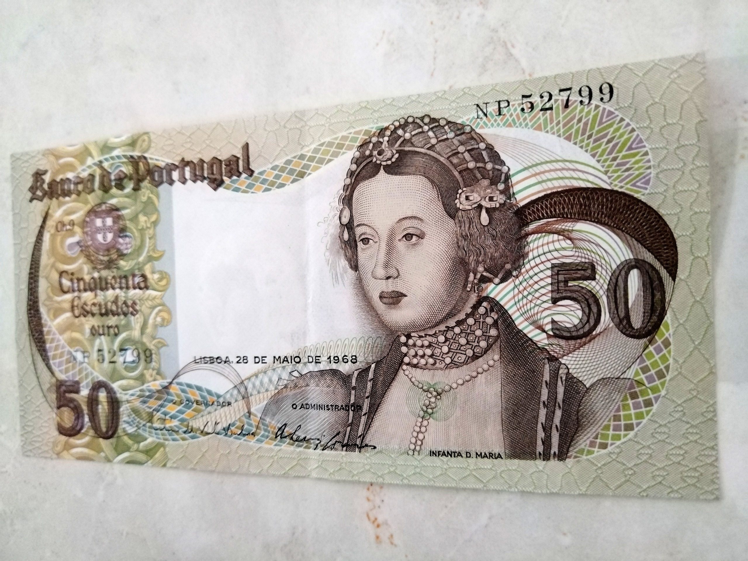 اسکودو 58 ساله ی پرتغال