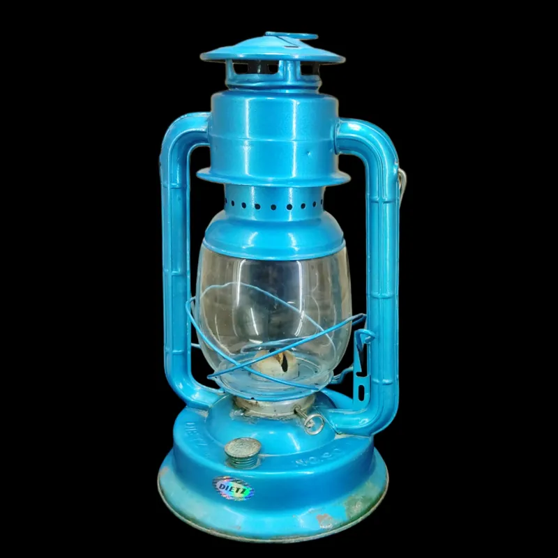 چراغ دستی نفتی قدیمی جهیزیه دکوری فانوس عتیقه