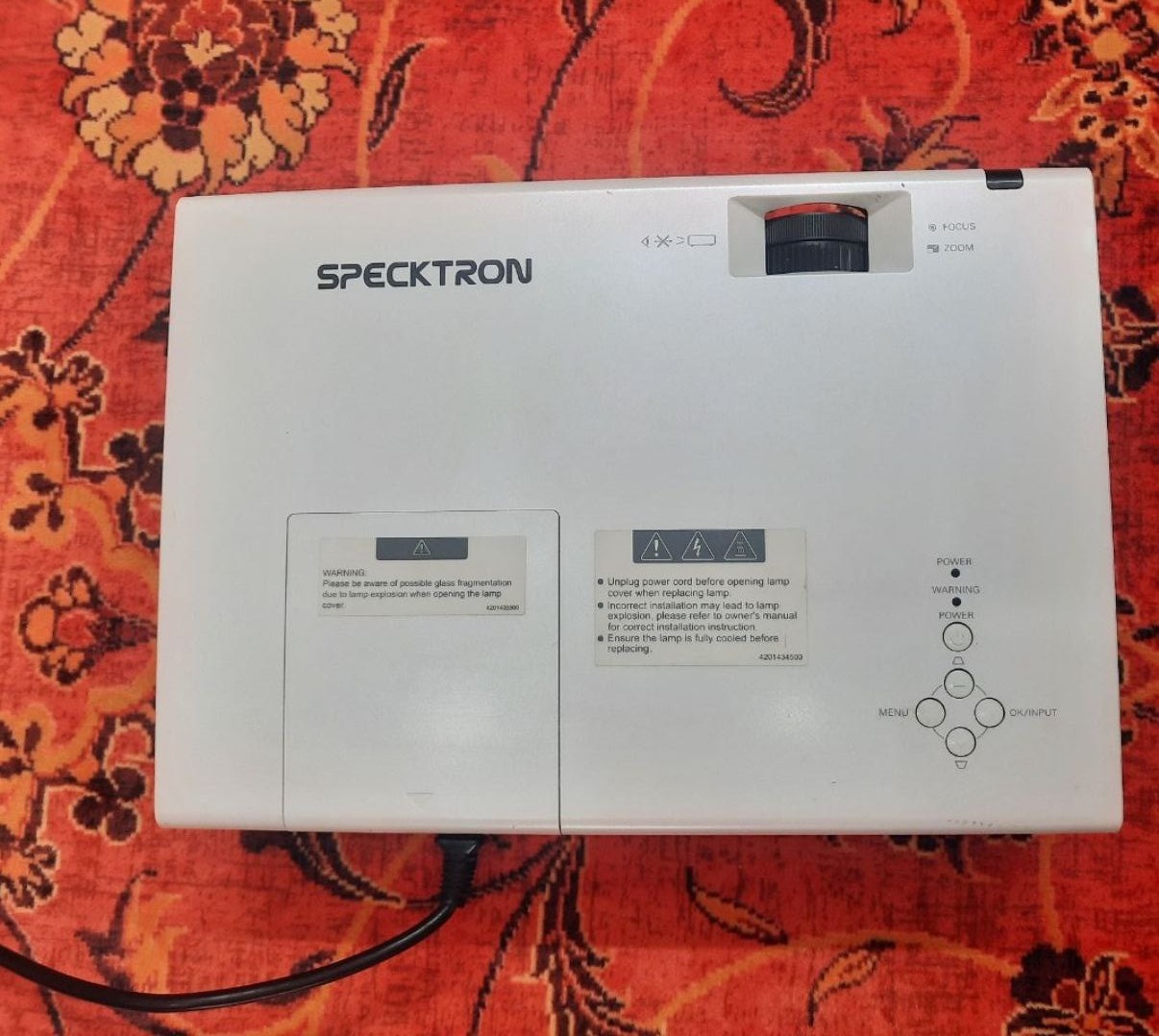 ویدئو پروژکتور اسپکترون 382