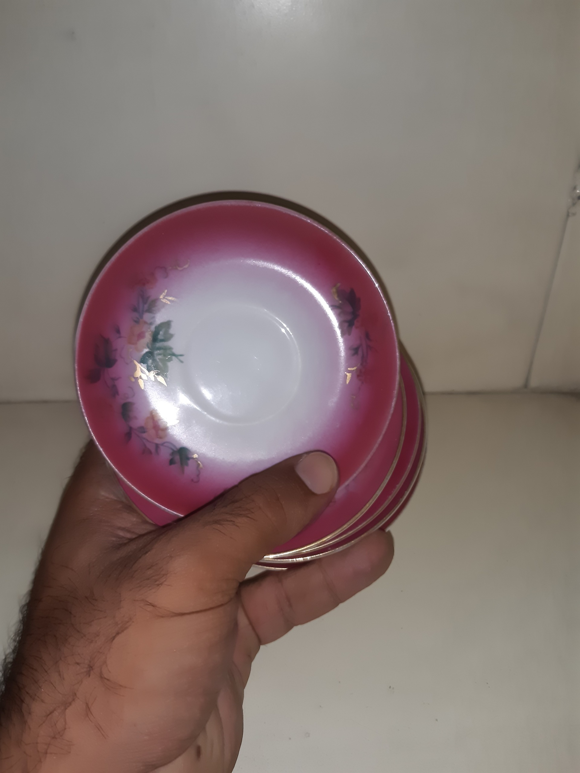 یک دست نعلبکی لاکی مسعود بسیار کمیاب