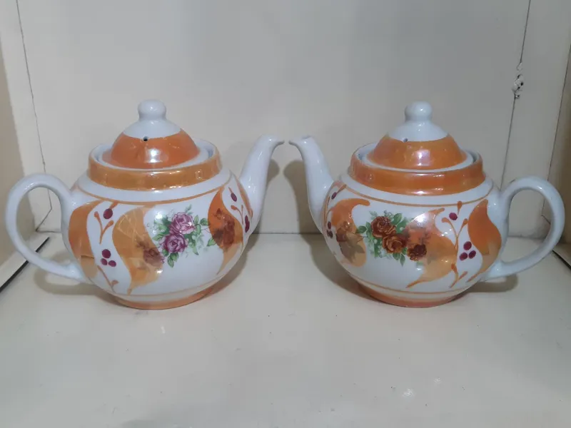 قوری گلسرخی قدیمی