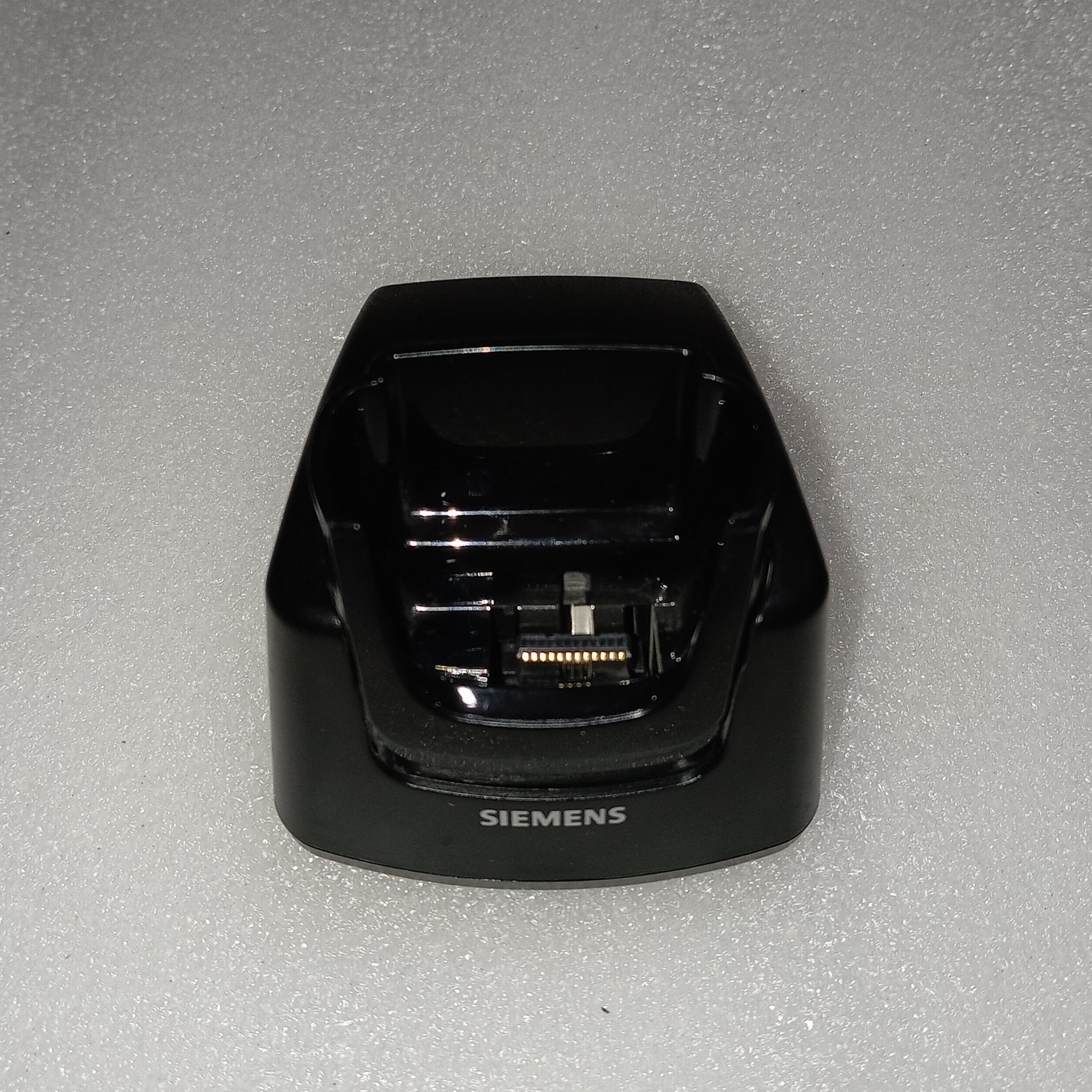 پایه شارژ زیمنسS30880-S4801-A101-2