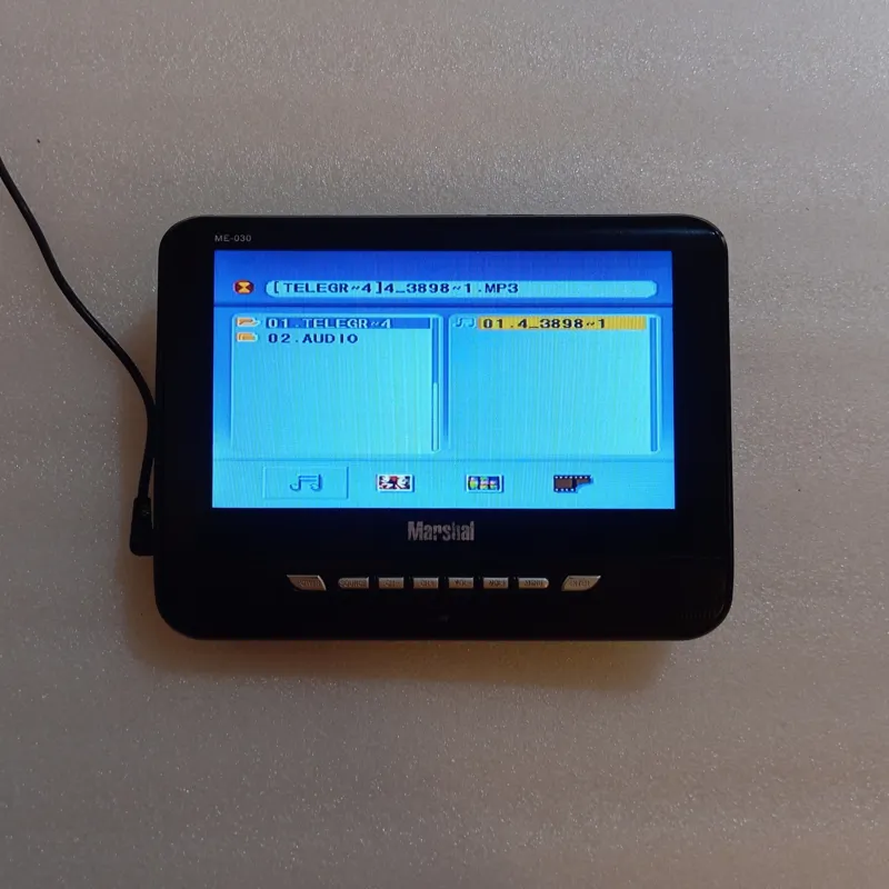 مانیتور و AV و usb مارشال ME-030