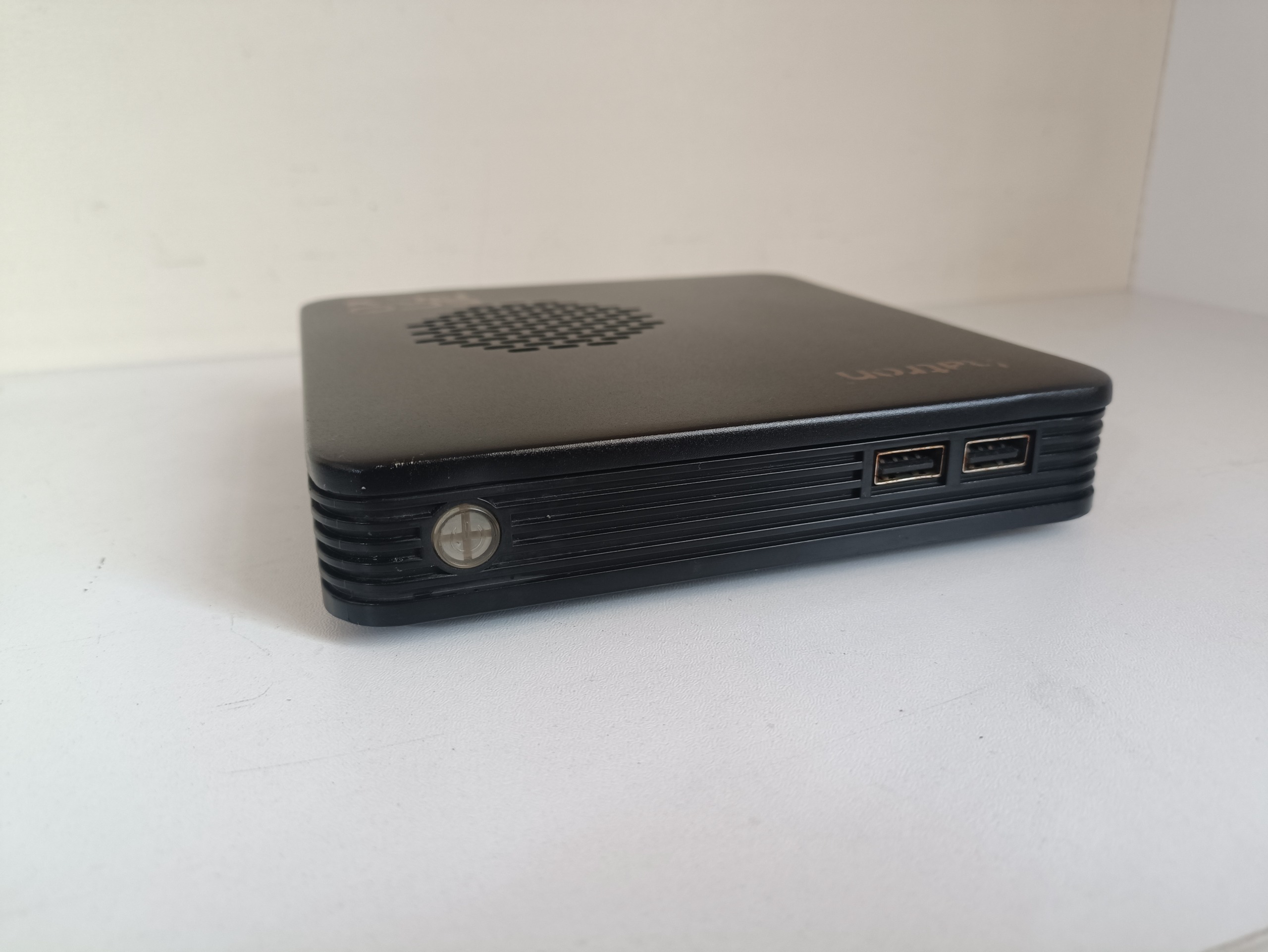 مینی کامپیوتر Hatron مدل ECO370S زیبا و قوی