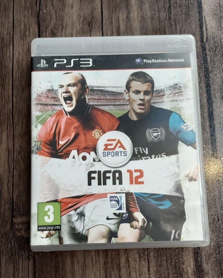 بازی fifa 12