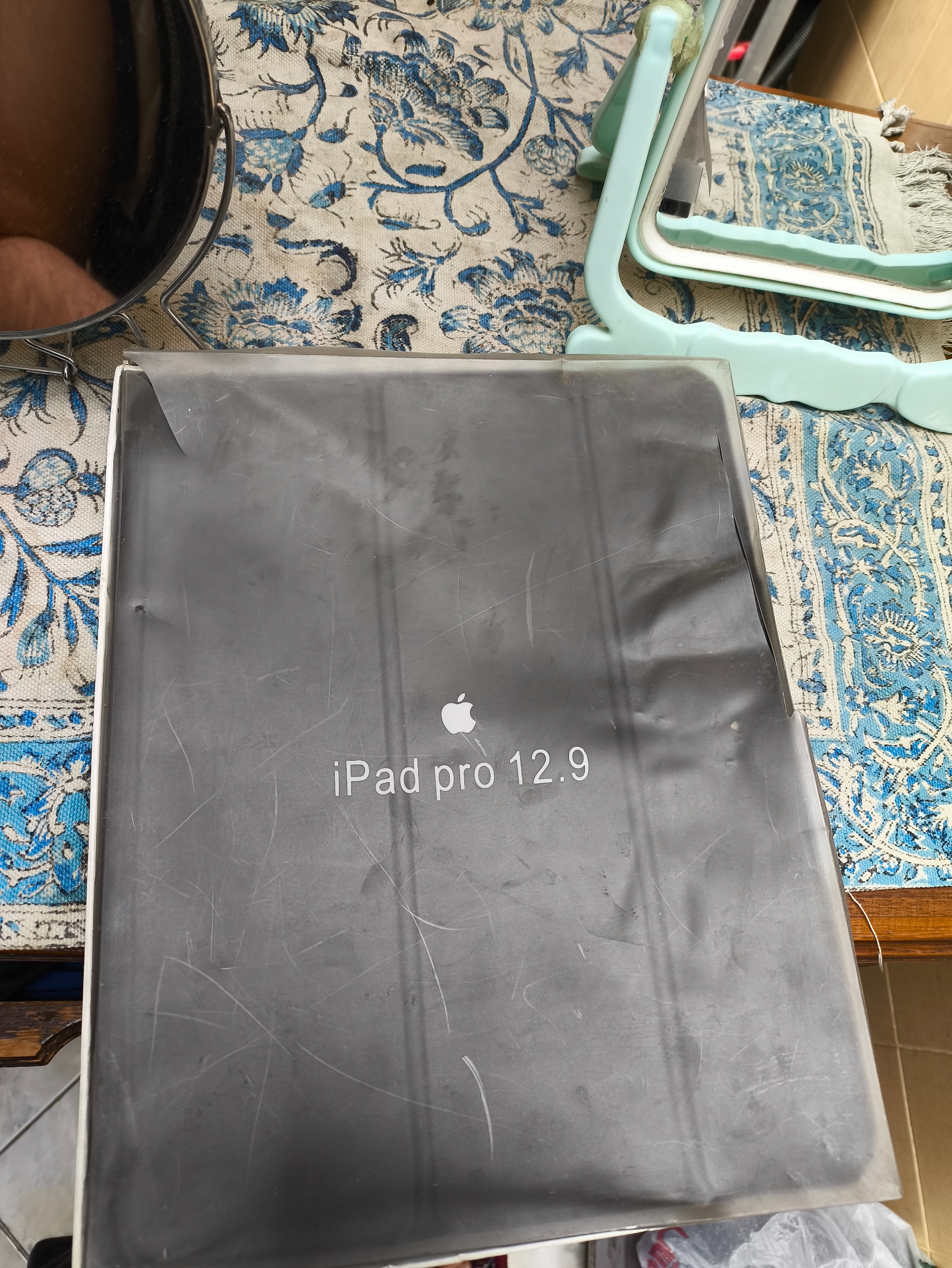 کاور استند شونده خفن iPad Pro....12.9