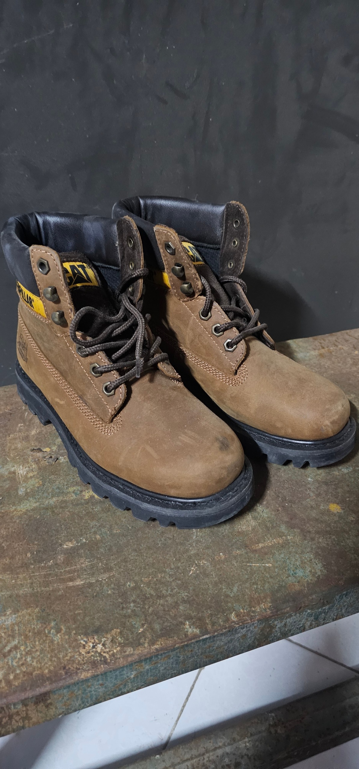 بوت زنانه کاترپیلار