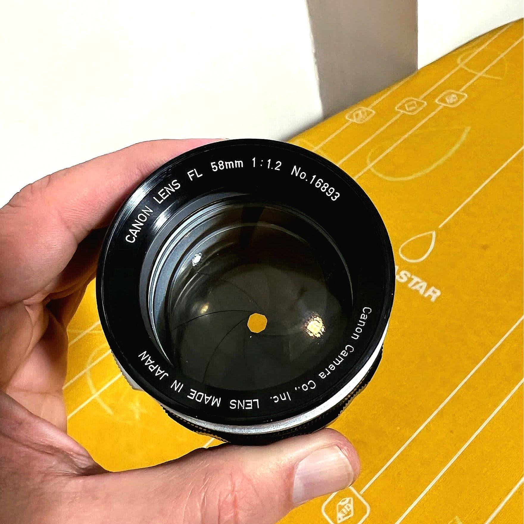 لنز شاهکار و کمیاب Canon FL 58mm f1.2