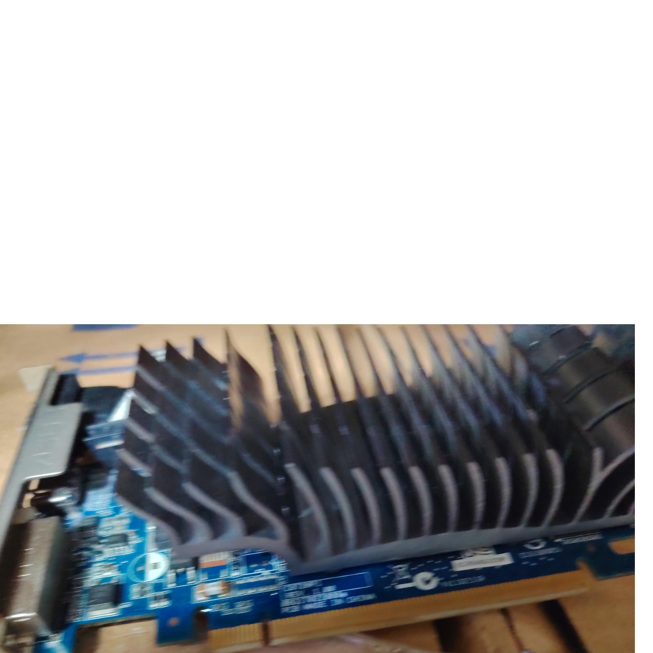 کارت گرافیک 210 asus یک گیگ