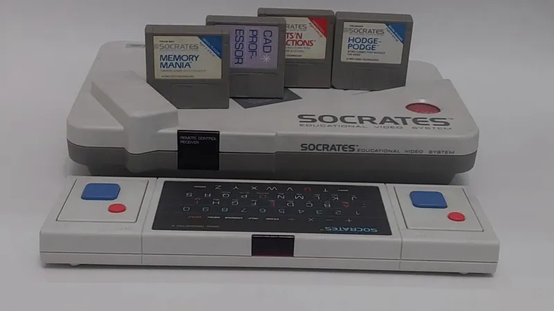 SACORATES EDUCATIONAL VIDEO SYSTEM CONSOLE  USA