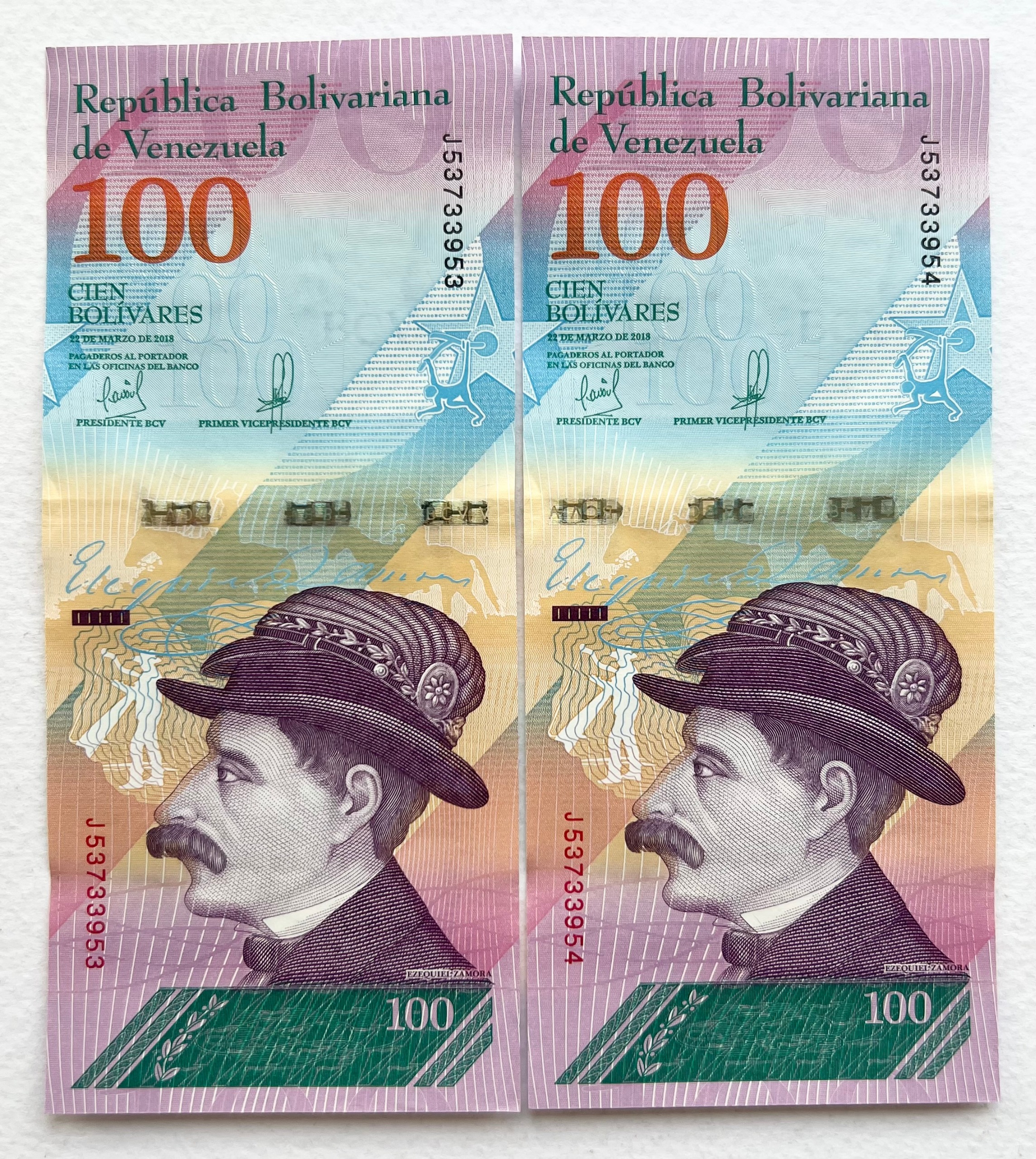 جفت اسکناس خارجی 100 بولیوار ونزوئلا 2018 (99%)