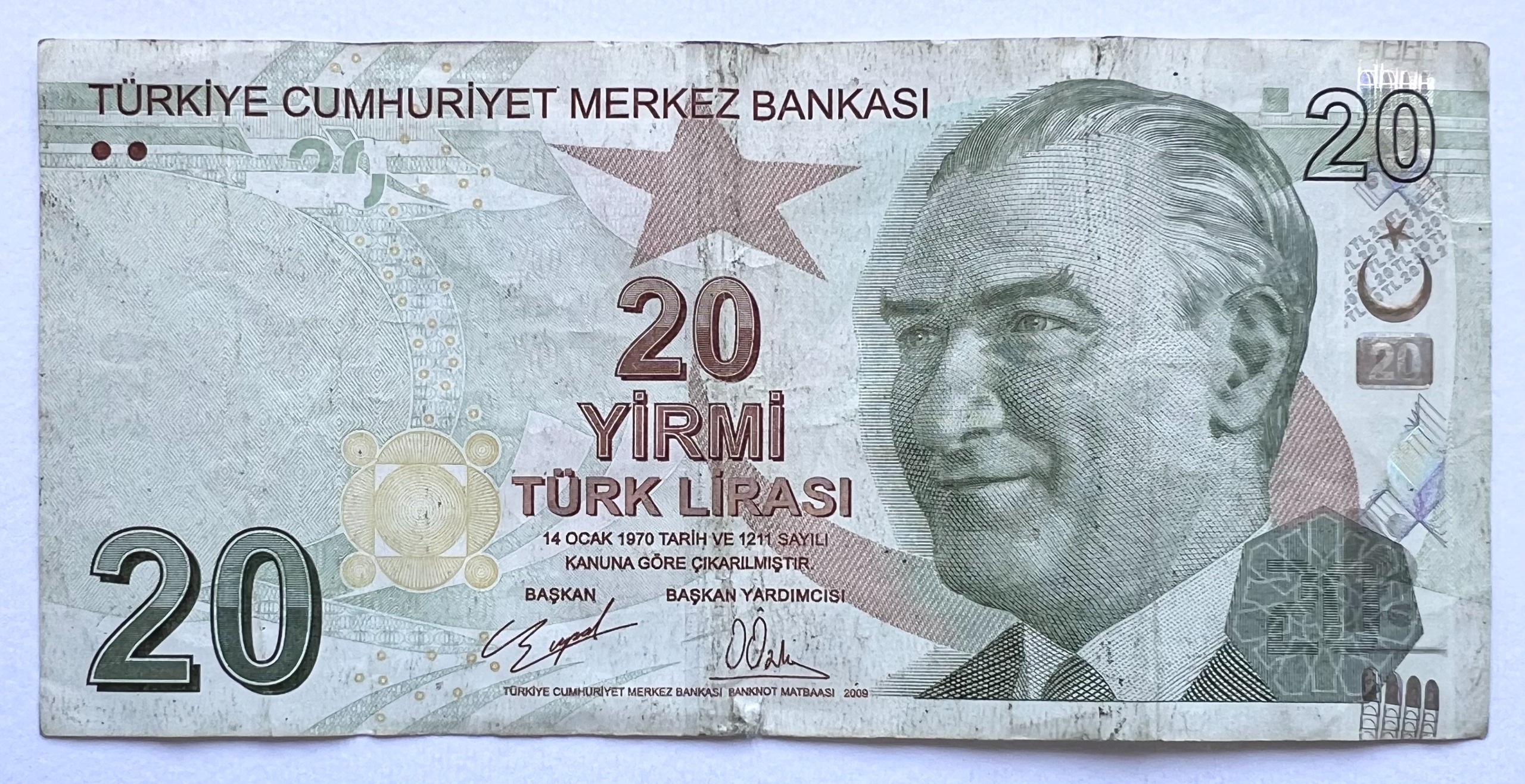 تک اسکناس زیبا و کمیاب خارجی 20 لیره ترکیه (2009)