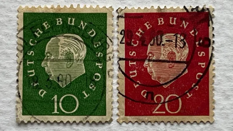 2 عدد تمبر پستی خارجی قدیمی کشور آلمان (1959)