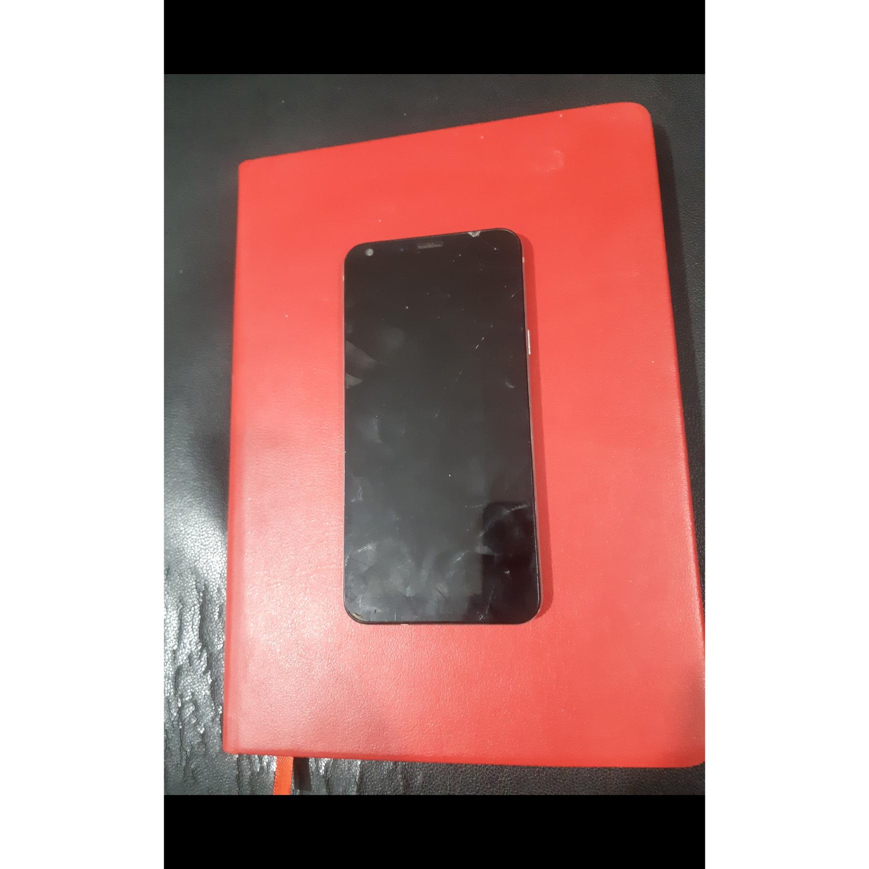 گوشی ال جی q6