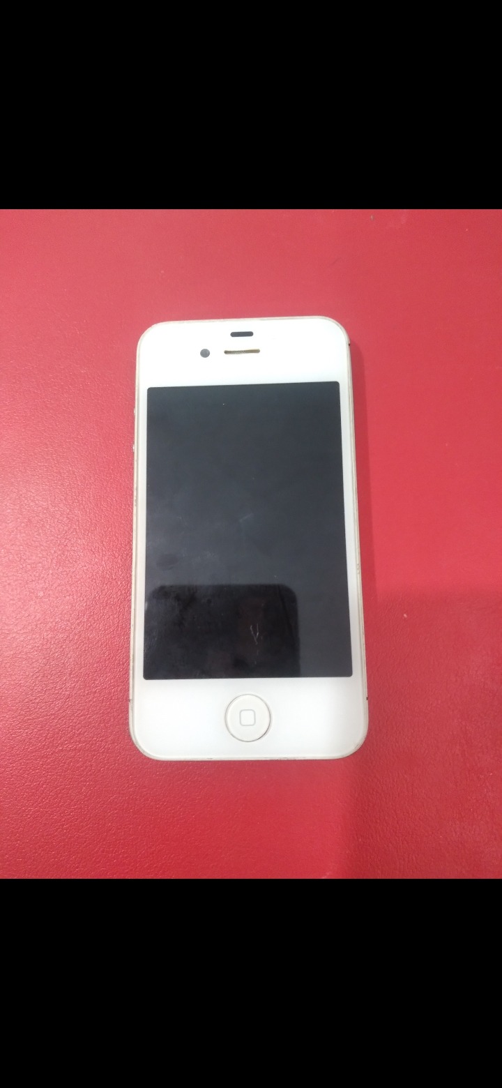 گوشی آیفون 4s