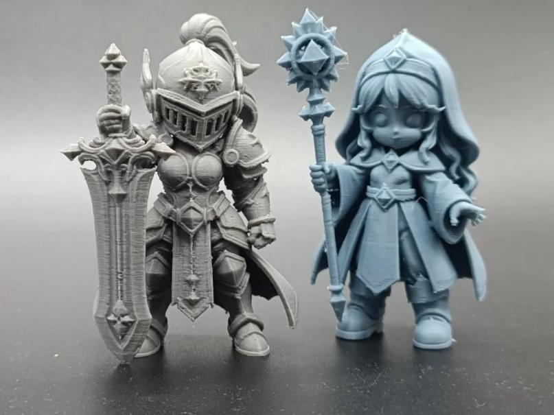 فیگور Cute Fantasy Heroes Paladin Priestess